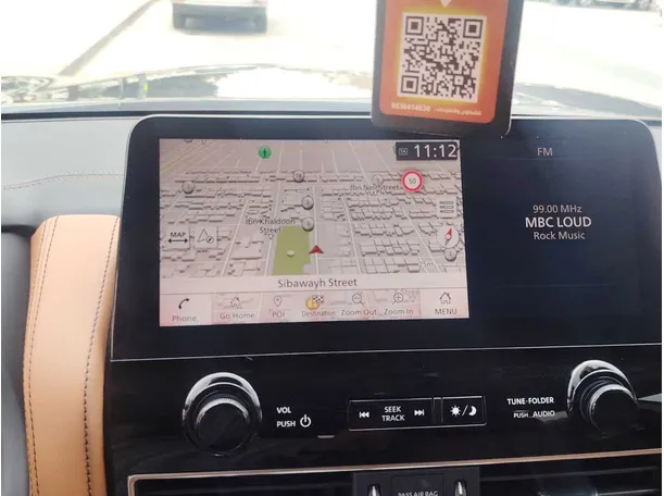 Car image 24