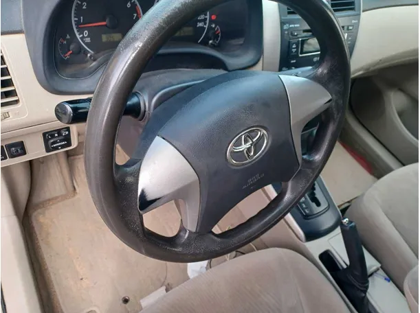 Car image 17
