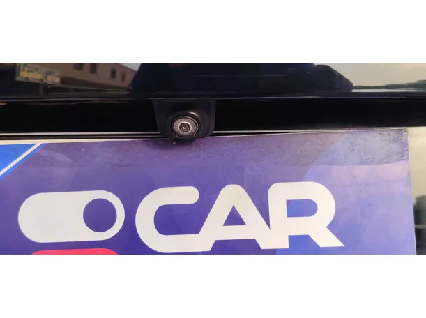 Car image 28