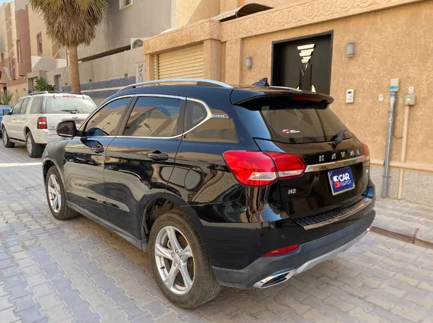 Car image 7