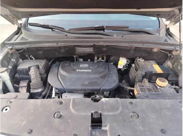 Car image 30