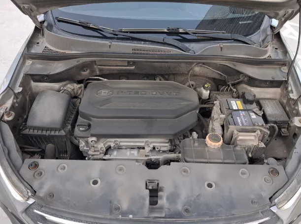 Car image 19