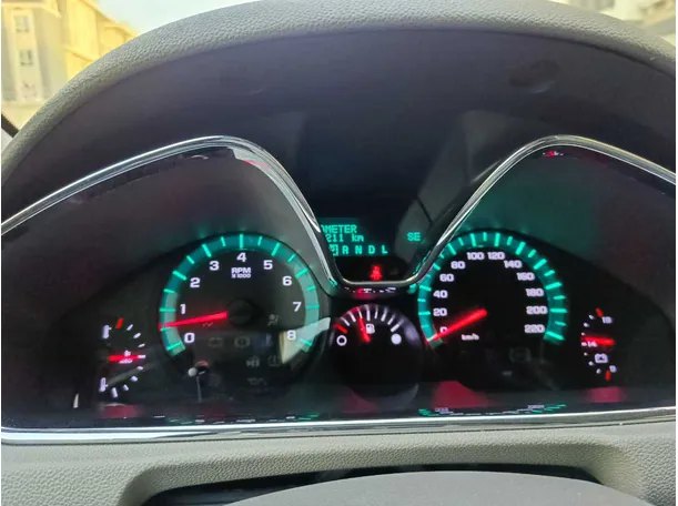 Car image 24