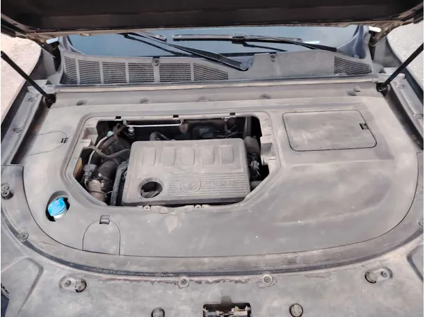 Car image 38