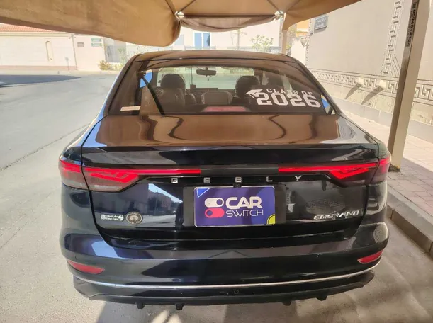 Car image 6