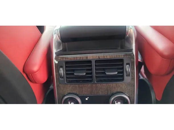Car image 33
