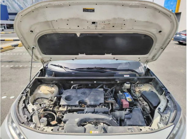 Car image 29