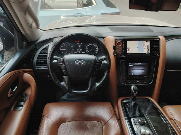 Car image 29