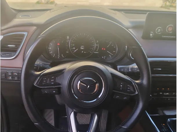 Car image 23