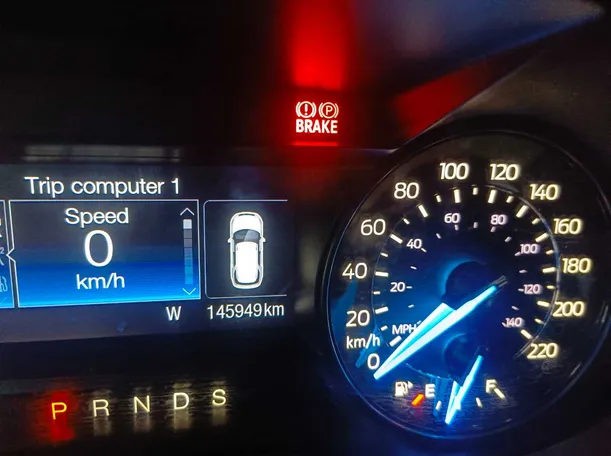 Car image 24