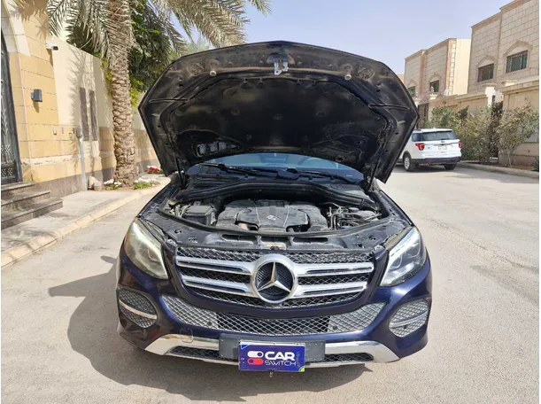 Car image 23