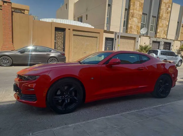Car image 9