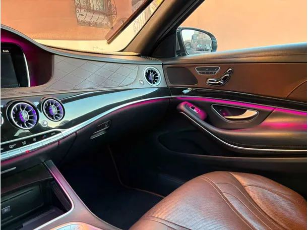 Car image 43