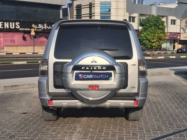 Car image 6