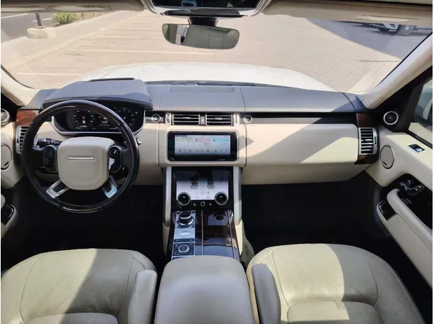 Car image 21