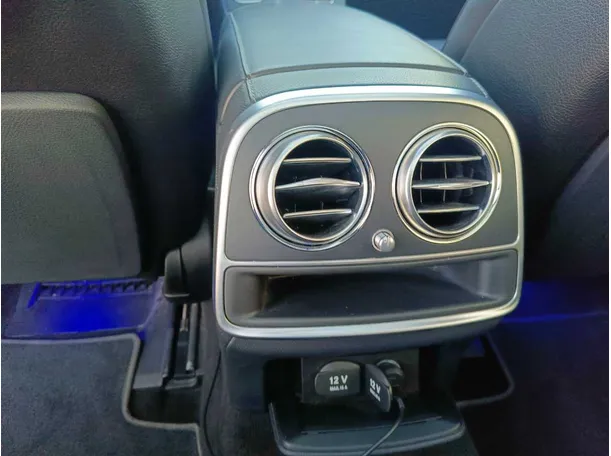 Car image 33