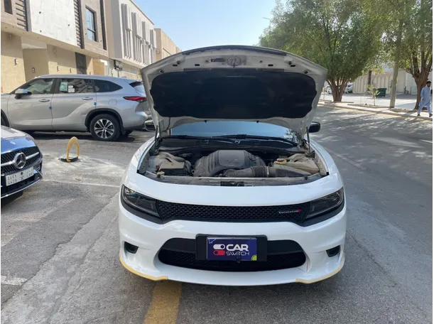 Car image 23