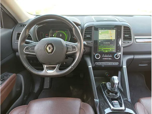 Car image 15