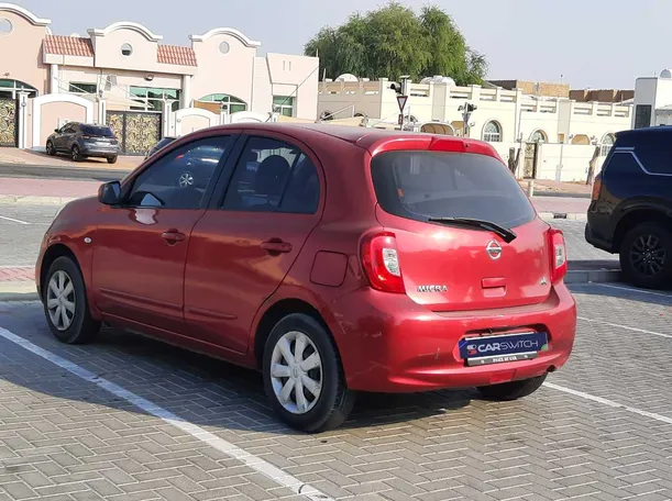 Car image 7
