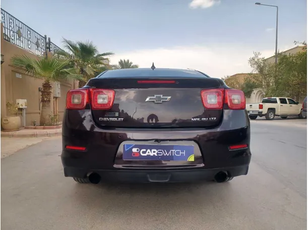Car image 6