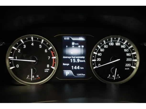 Car image 6