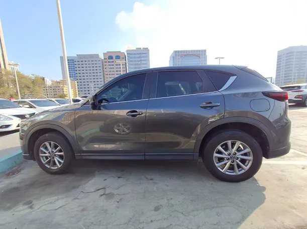 Car image 8