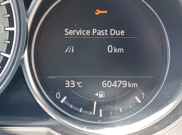 Car image 17