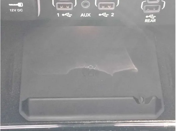 Car image 28