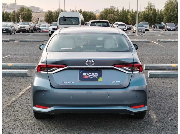 Car image 6