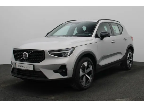 2023 فولفو XC40 في الإمارات