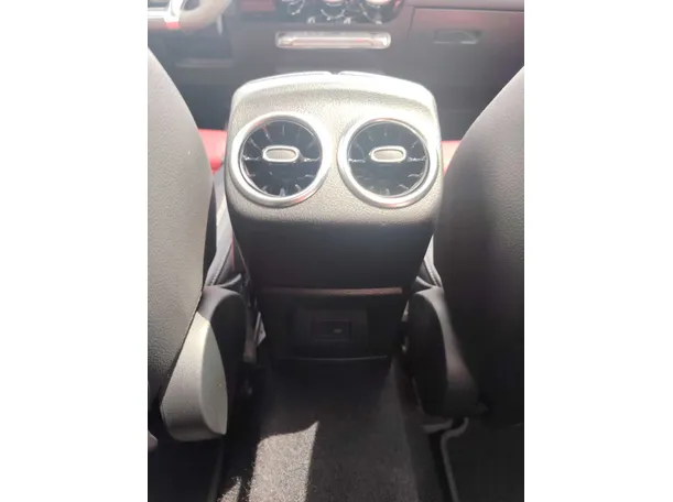 Car image 26