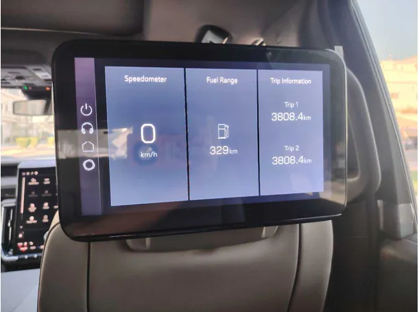 Car image 21