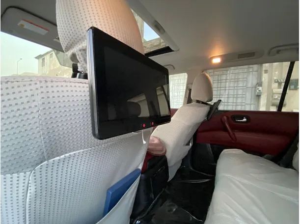 Car image 20