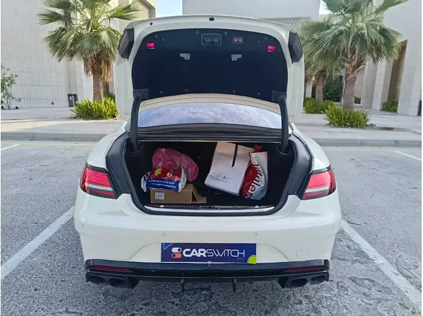 Car image 26