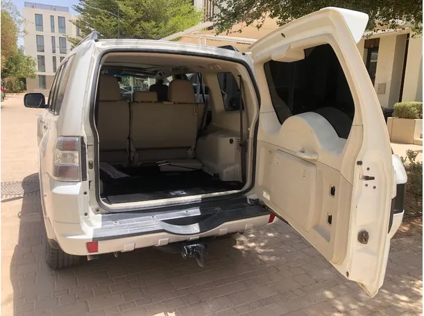 Car image 20