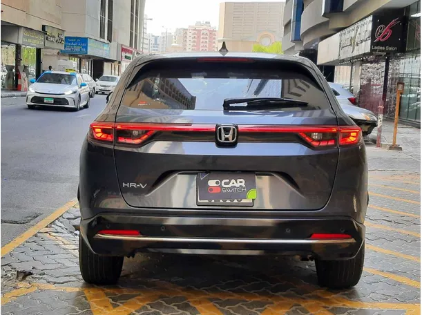 Car image 6