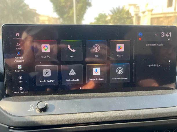 Car image 24
