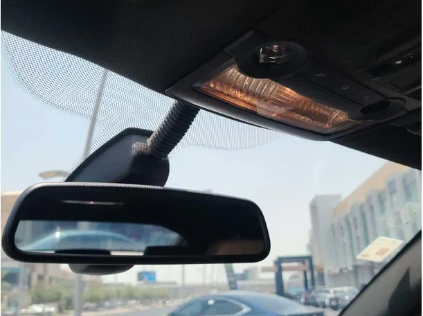 Car image 34
