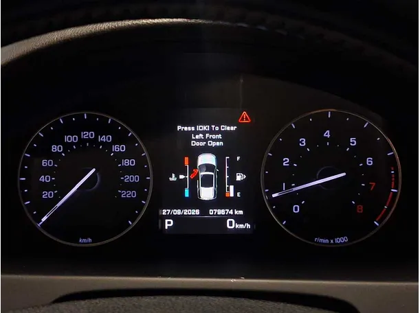 Car image 20