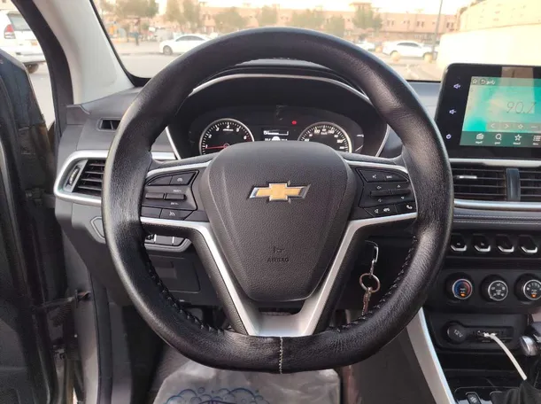 Car image 23