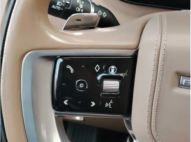 Car image 33