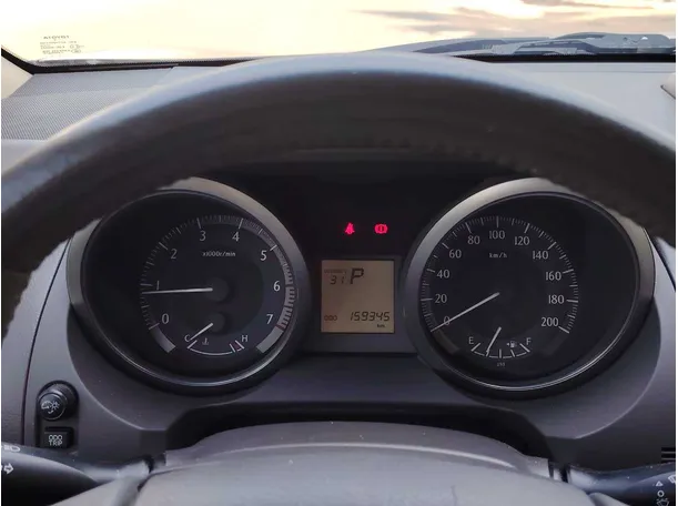 Car image 28