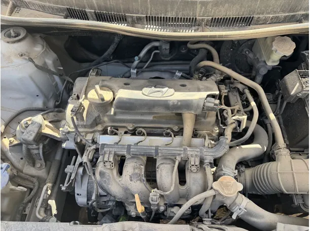 Car image 23