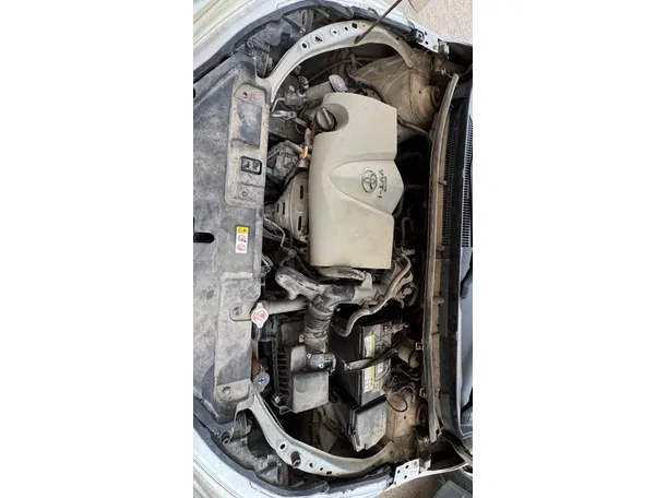 Car image 25