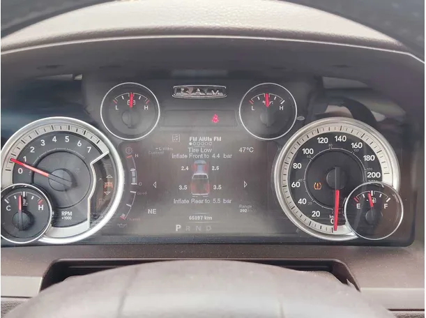 Car image 23