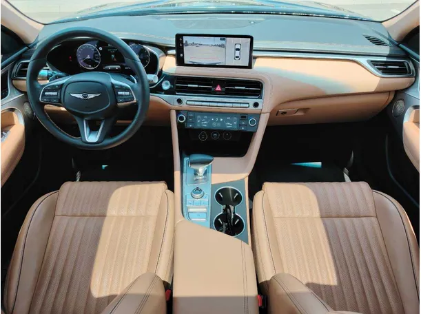 Car image 19