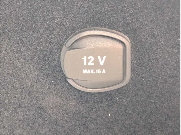 Car image 37