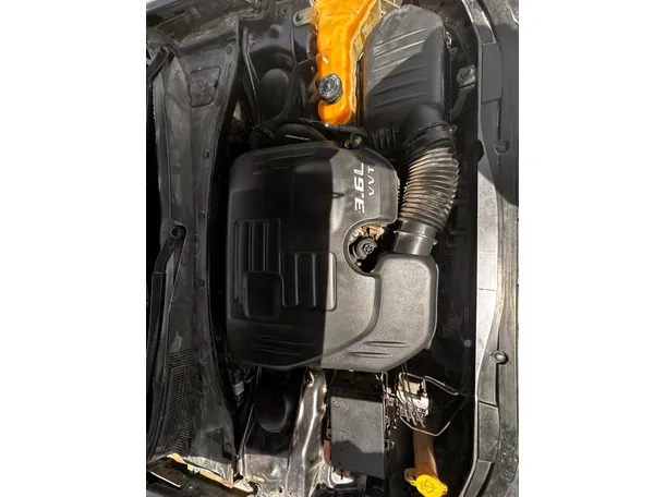 Car image 26