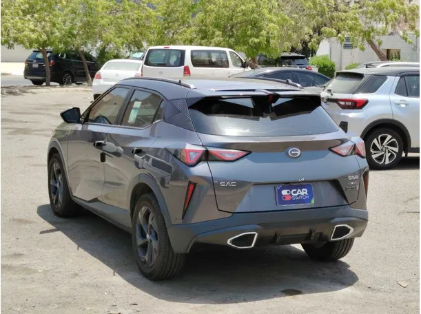 Car image 7