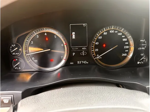 Car image 21